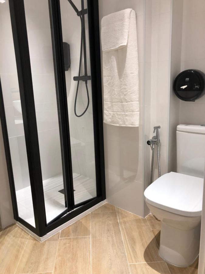 Hostal Leon Torreorgaz Extérieur photo