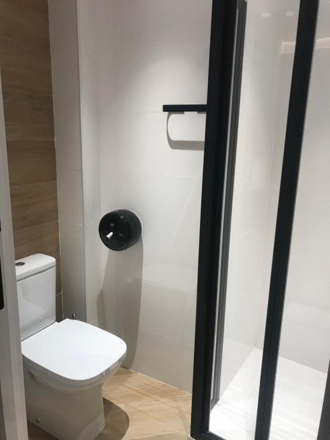Hostal Leon Torreorgaz Extérieur photo